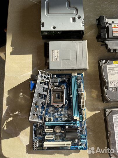 Отдам все за 300