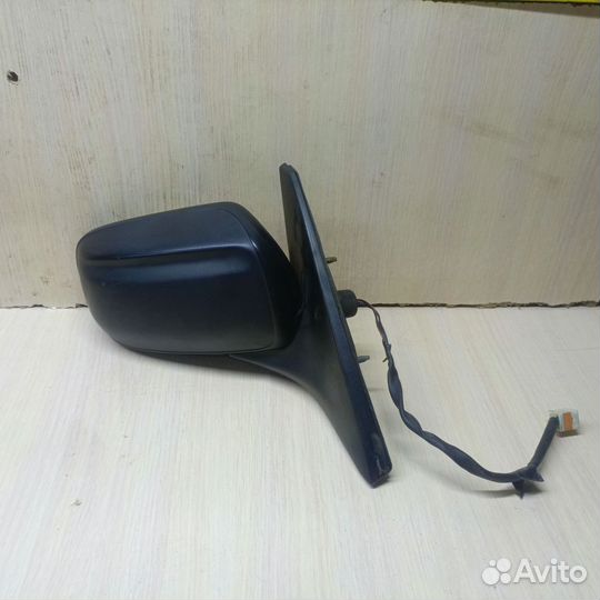 Зеркало правое Mazda 323