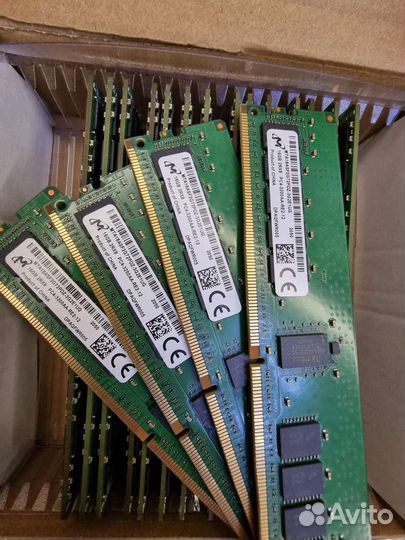 Lenovo 4ZC7A15121 Micron MTA18ASF2G72PTZ 3200Мгц 1