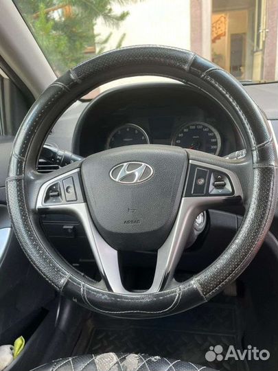 Hyundai Solaris 1.6 AT, 2015, 351 500 км