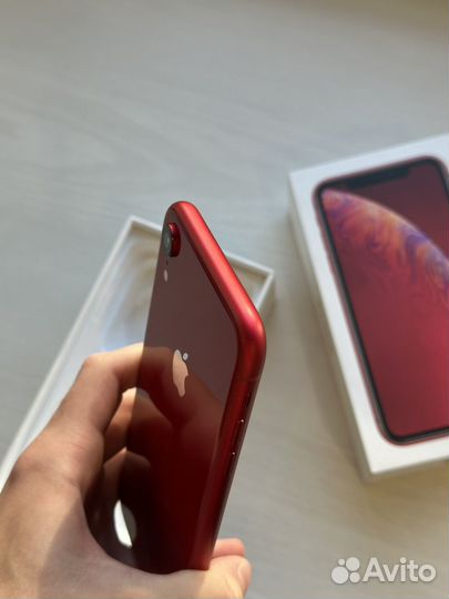 iPhone Xr, 64 ГБ