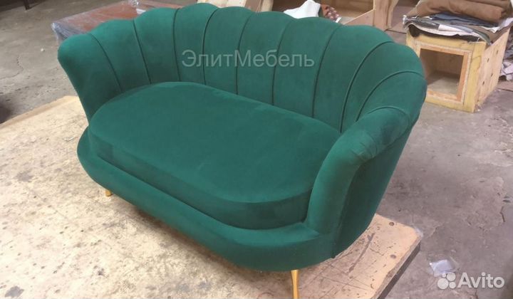 Диван в зону ожидания/салон красоты