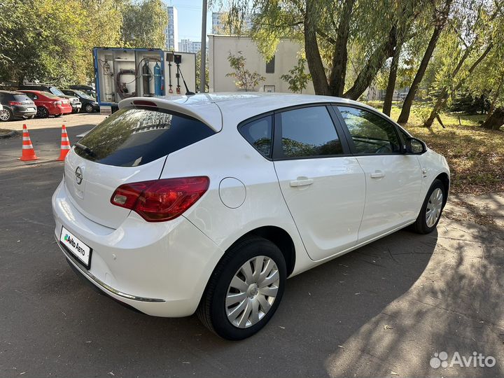 Opel Astra 1.6 AT, 2013, 146 289 км