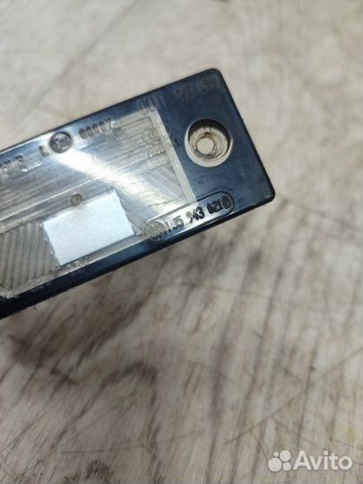 Подсветка номера задняя Volkswagen Tiguan 2.0 2010