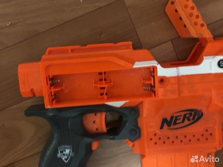 Бластер nerf