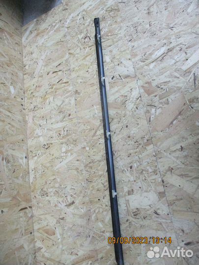 Бархотка двери наружная Хендай Акцент