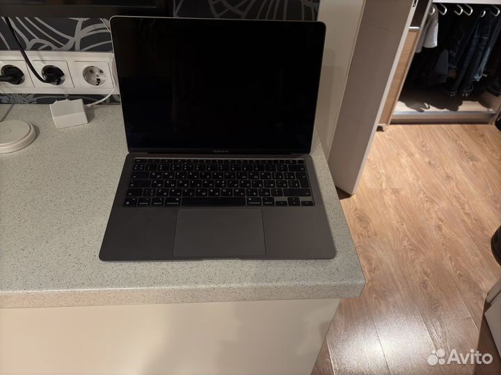 Apple macbook air 13 2020 m1 8gb 256
