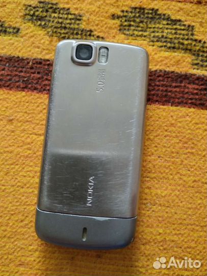 Кнопочный телефон Nokia