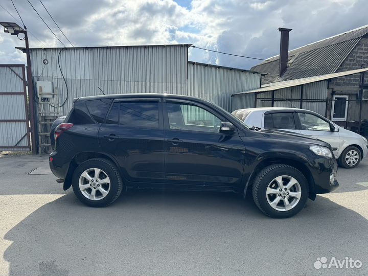 Toyota RAV4 2.0 CVT, 2011, 234 000 км