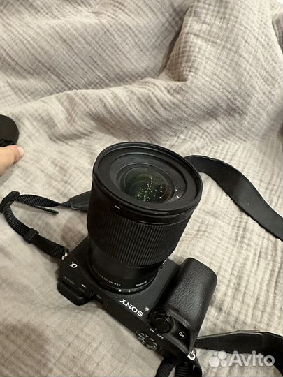 Объектив Sigma 16mm 1:1.4 DC