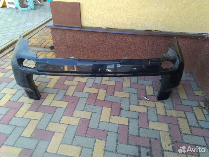Бампер задний toyota land cruiser prado.пишите