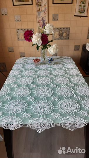 Вязаная скатерть крючком