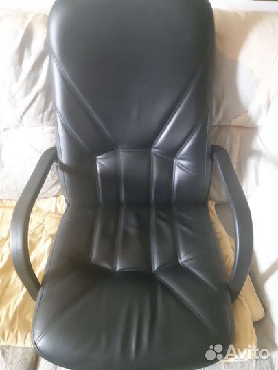 Компьютерное кресло