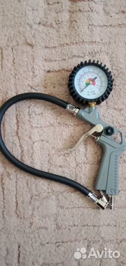 Манометр для подкачки