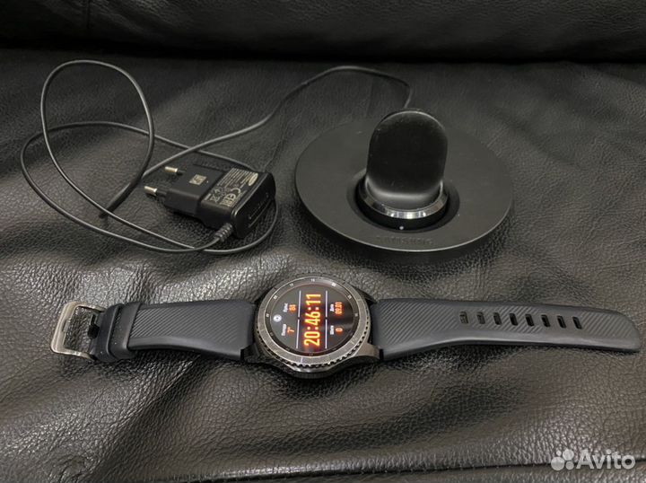Samsung Gear S3 Frontier в хорошем состоянии