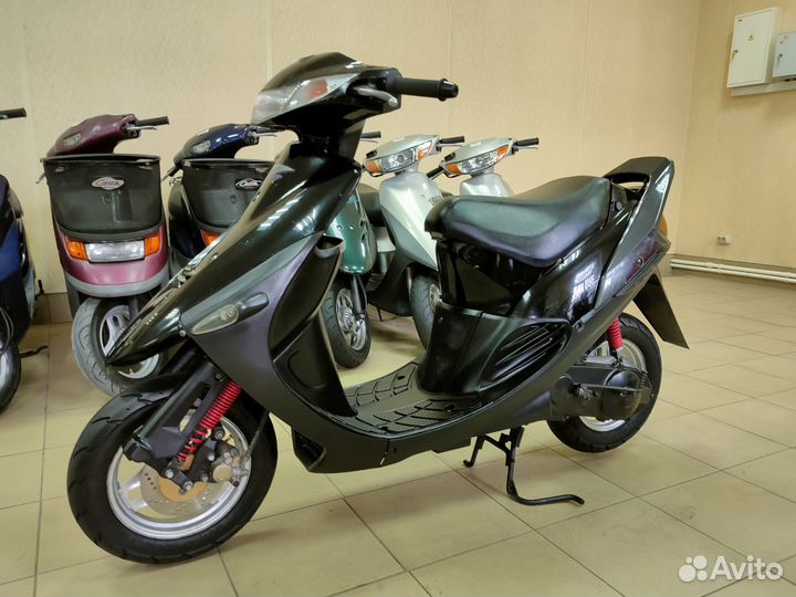 Японский скутер, мопед Suzuki Sepia ZZ