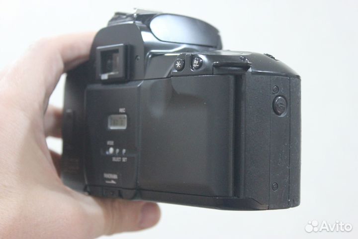 Canon EOS 750 QD + Sigma AF 70-210mm f/4-5.6