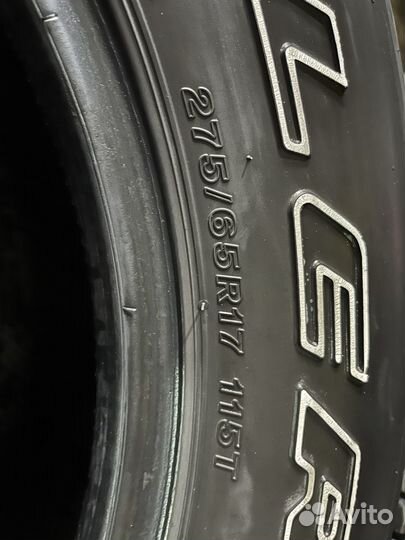 Bridgestone Dueler H/T 275/65 R17