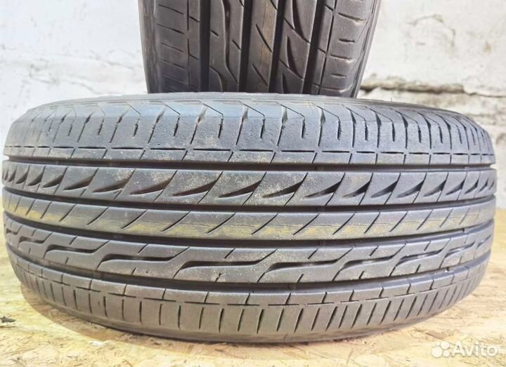 Bridgestone Regno GR-XI 215/55 R17 94V