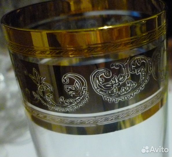 Фужеры для шампанского с золотистым ободком