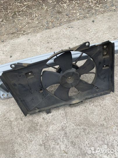 Усилитель переднего бампера Mazda Demio