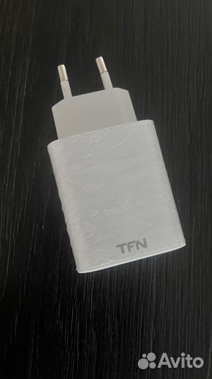 Вилка зарядник 20w