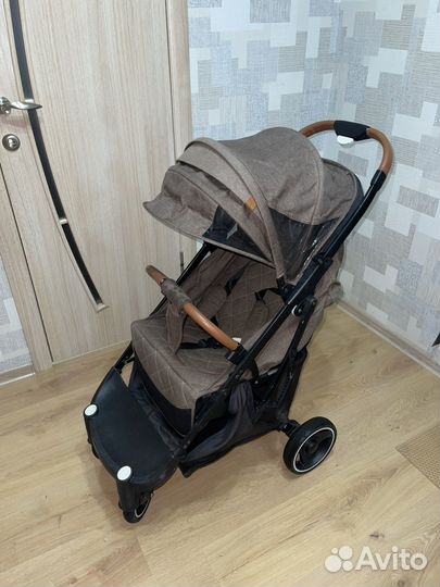 Прогулочная коляска yoya plus max