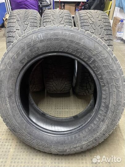 Nokian Tyres Hakkapeliitta 7 SUV 235/65 R17 108T