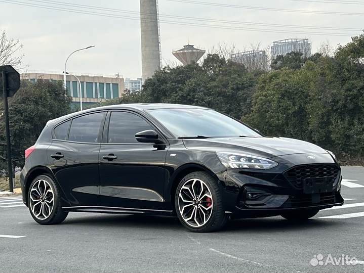 Ford Focus 1.5 AT, 2021, 36 000 км