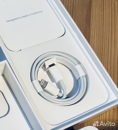 Lightning to USB-C/USB-A Apple Cable