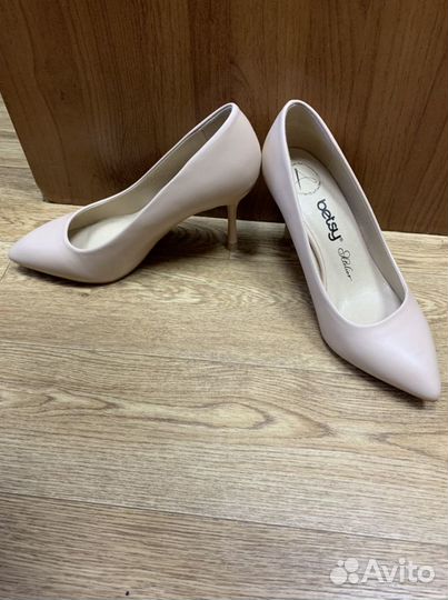 Классические туфли-лодочки