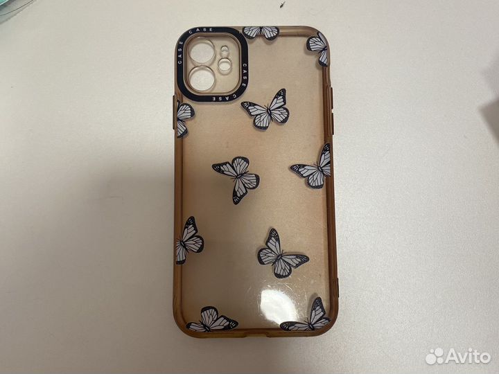 Чехол на iPhone 11