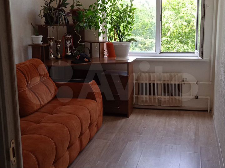 4-к. квартира, 100 м², 3/5 эт.