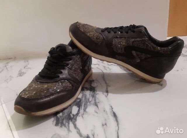 Кроссовки р.37