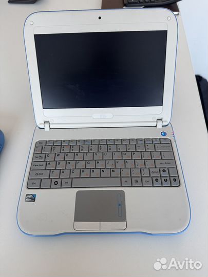 Нетбук iru intel atom