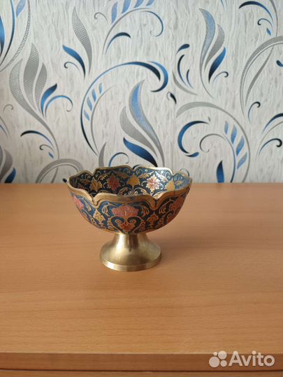 Ваза конфетница латунь горячая эмаль
