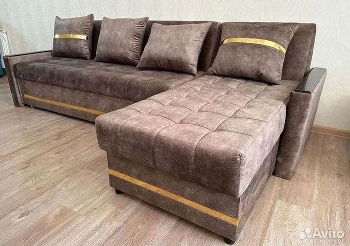 Диван угловой в наличии