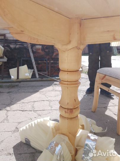 Стол четыре стула, новое сосна