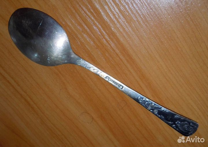 Ложки десертные мнц (нейзильбер) и щипцы