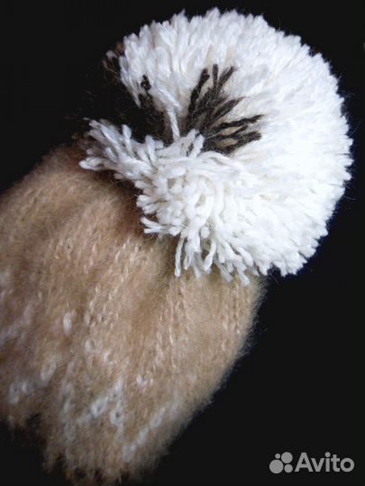 Шапка детская с помпоном из собачьей шерсти
