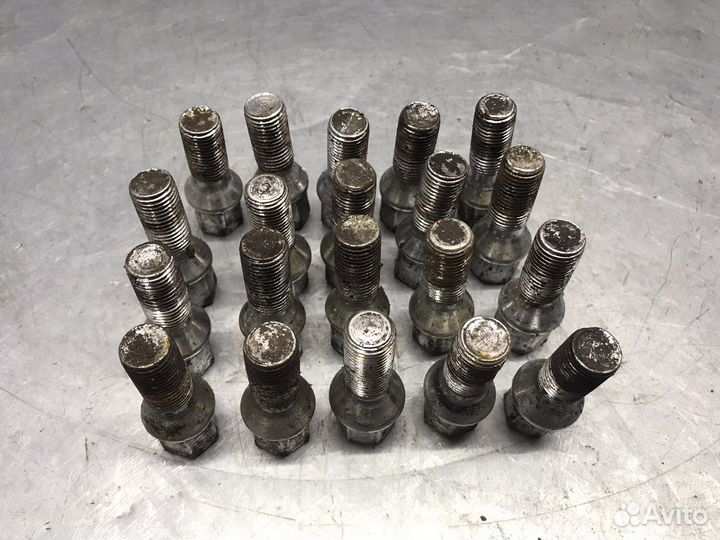 Болты колесные Mercedes-Benz S500 (W220) 2001 г.в