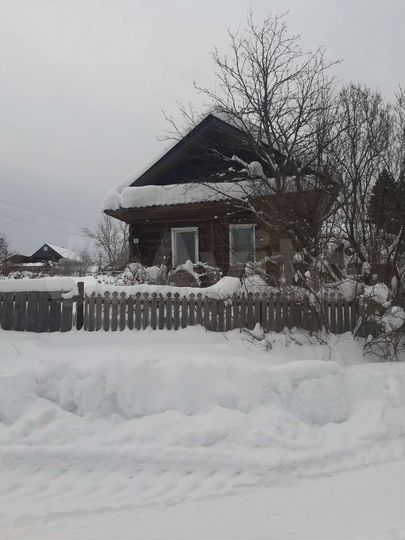 Дом 28 м² на участке 6 сот.