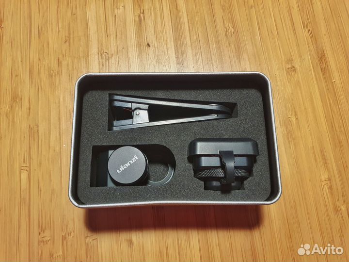 Анаморфотный объектив для смартфона