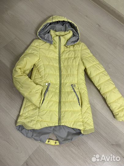 Куртка на девочку весна
