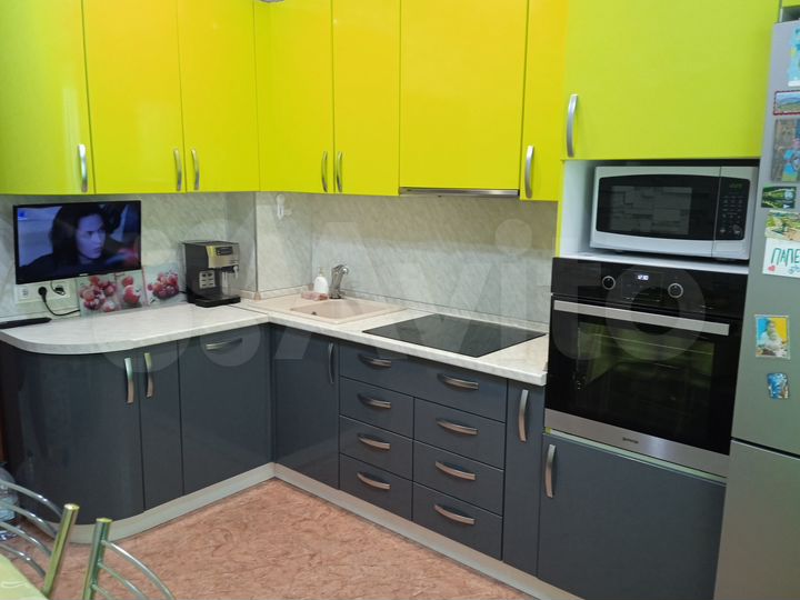 2-к. квартира, 56,7 м², 3/9 эт.