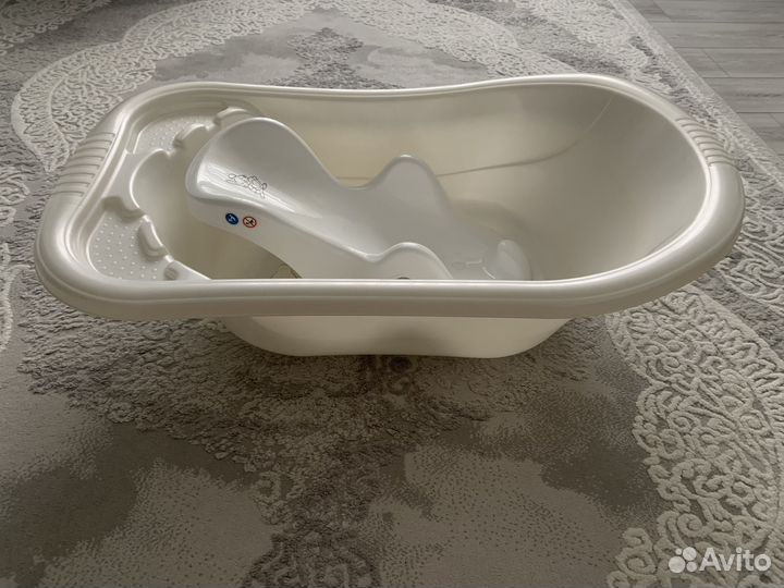 Ванночка, горка и шезлонг