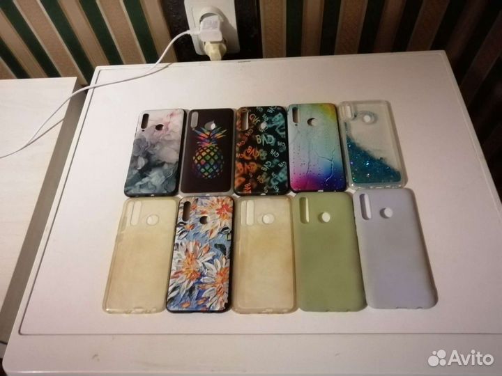 Чехлы на honor 10i