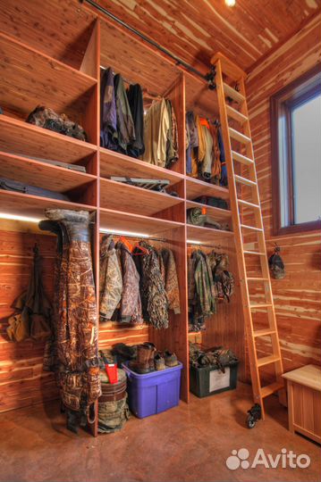 Гардеробные из дерева