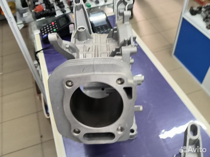 Картер двигателя 168F, 192F, головка цилиндра