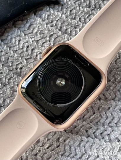 Часы apple watch se 40mm